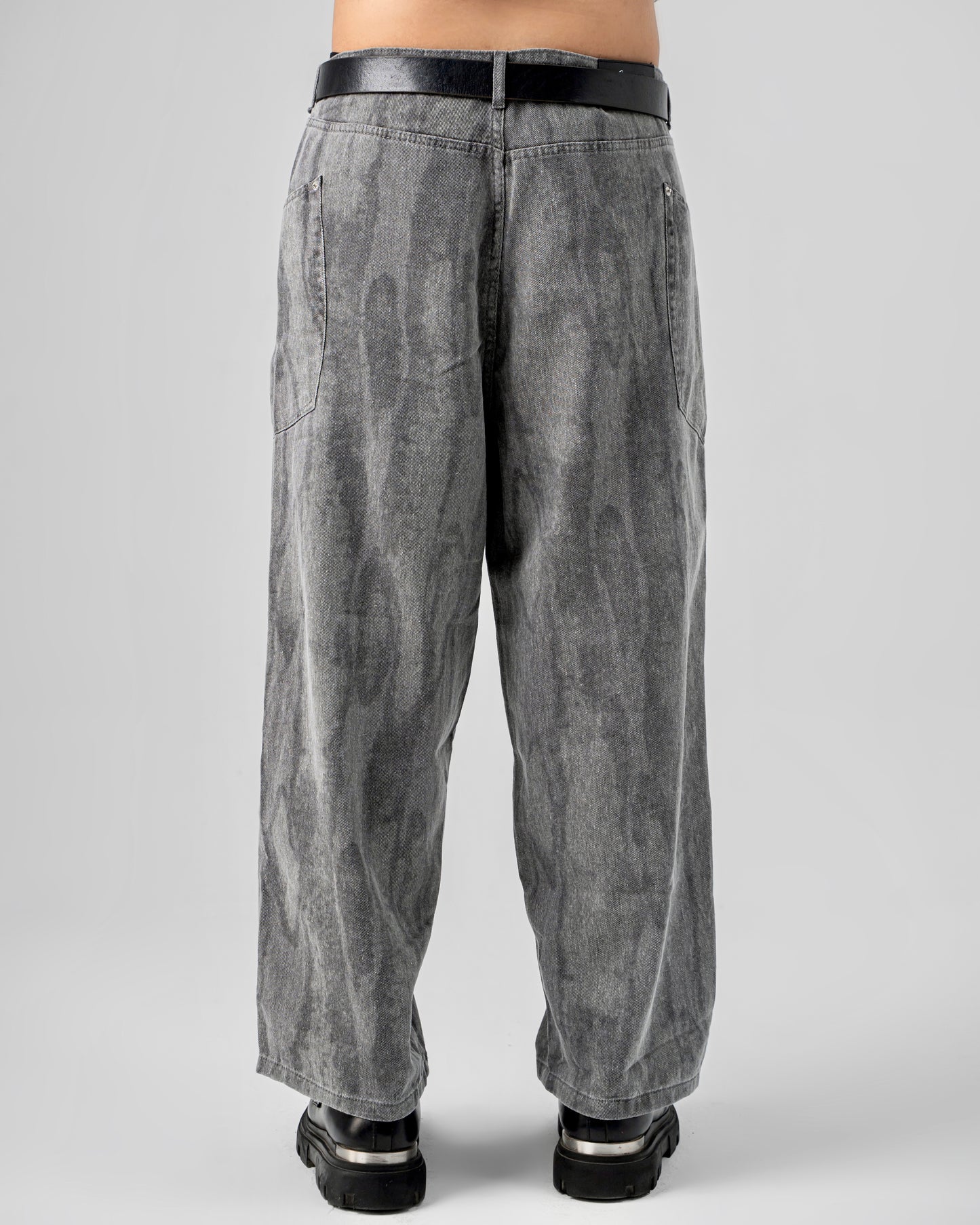 STEEL GRAY DINEM