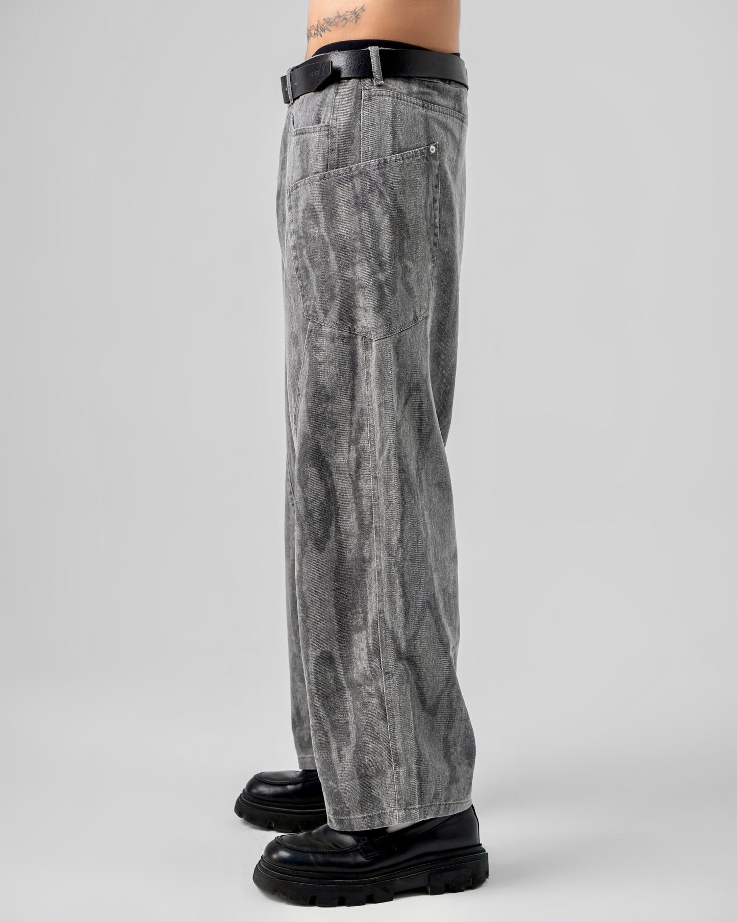 STEEL GRAY DINEM